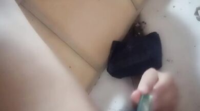 Cô gái sữa Vân Nam 2-Chải răng thủ dâm