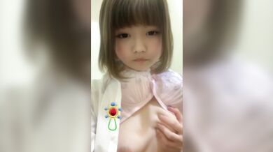 かわいい女子高生はとてもお腹が空いていて、毎日犯されたい