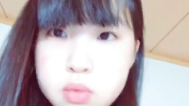 かわいい女子高生が寮でオナニーする